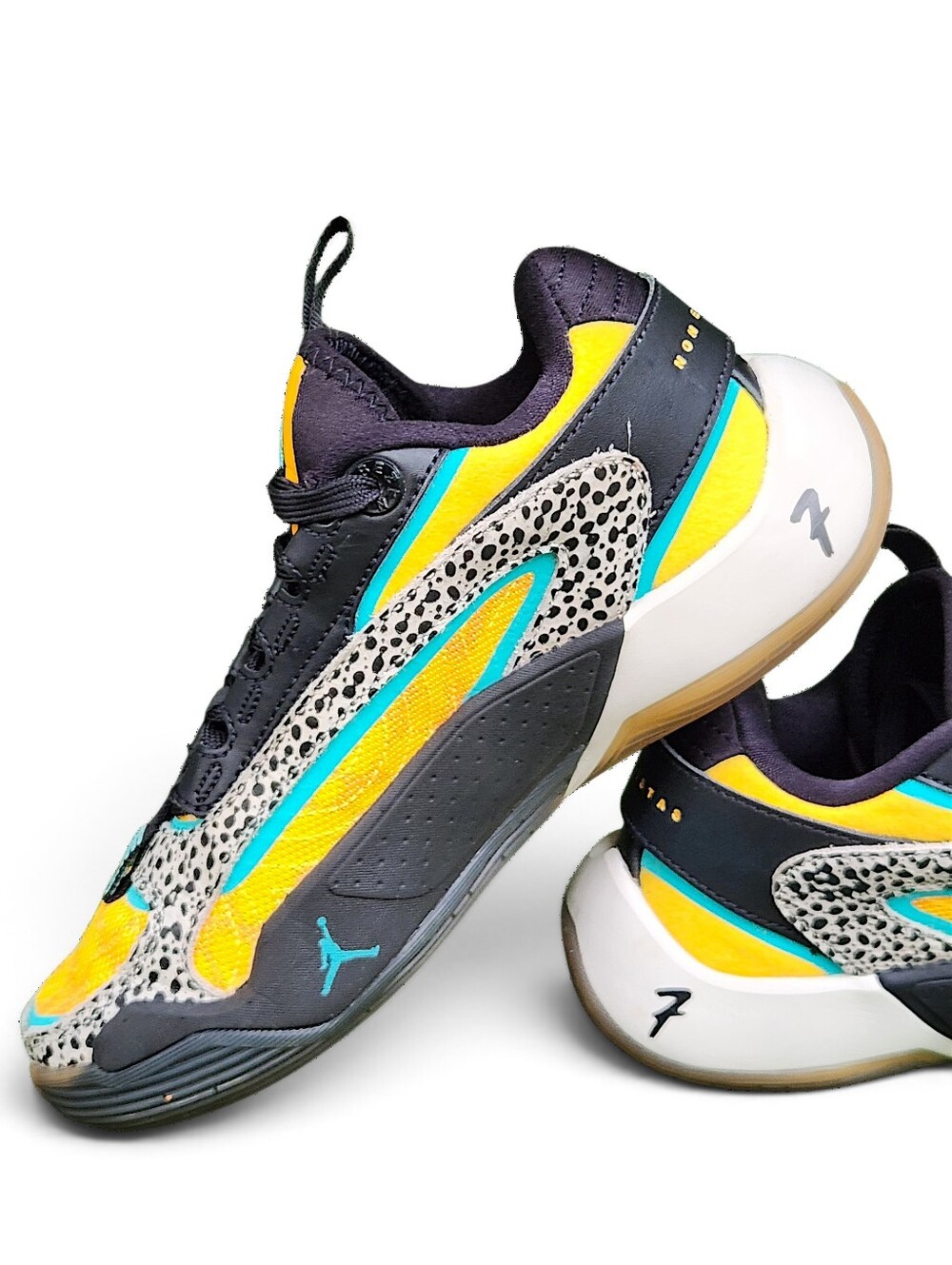 Jordan Luka 2 The Pitch Big Girls Size 3.5 Youth Athletic-Casual Sneakers Shoes - Picture 5 of 16